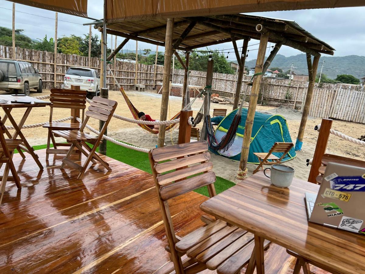 Nativa Whale Domes Hotel Puerto Lopez Exterior photo