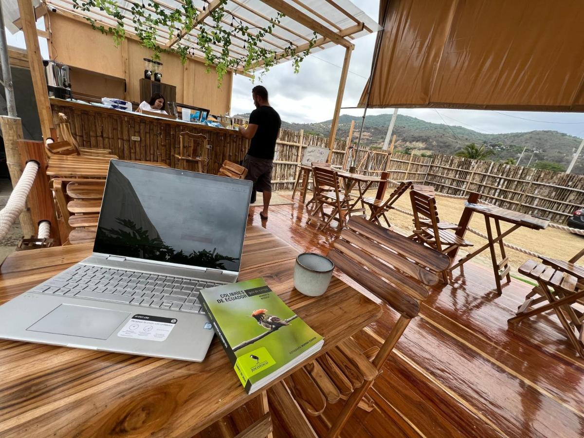 Nativa Whale Domes Hotel Puerto Lopez Exterior photo